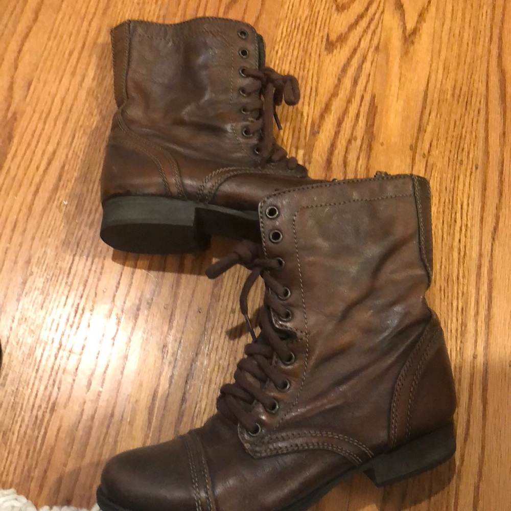 Steve Madden boots